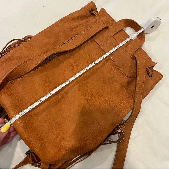 Collab vegan leather brown fringed backpack - Picture 5 of 8
